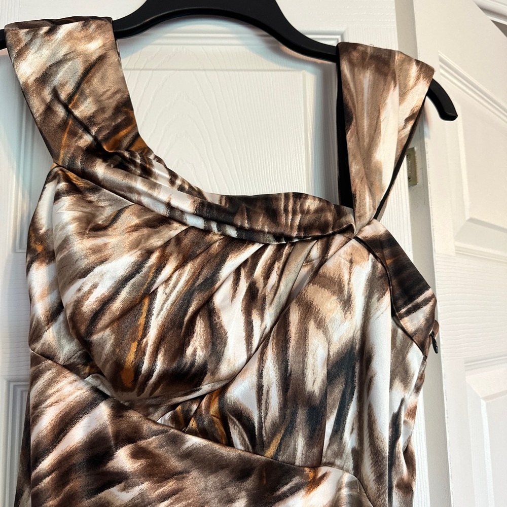 Elegant Brown and Cream Women's Dress